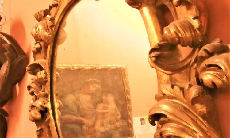 specchio antico ovale